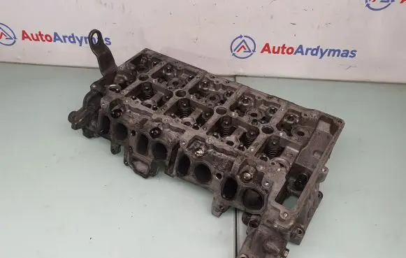 BMW 5 F10 F11 Engine head 7810463 11127810463 778110201