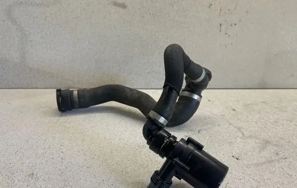 BMW X5 E70 Electric auxiliary coolant/water pump 9197085 702078340 7811857