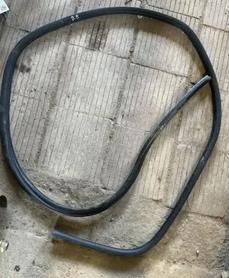 Mitsubishi Colt Front door rubber seal 