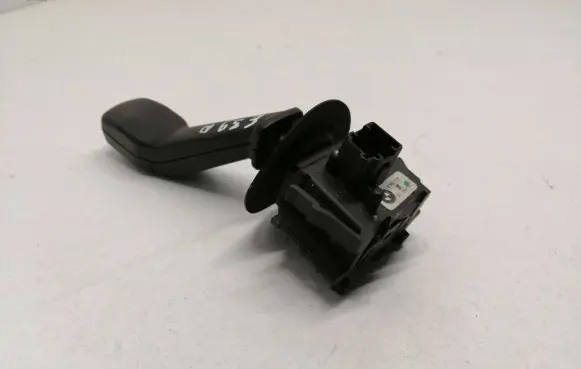BMW 5 E39 Indicator stalk 8352172 01100410