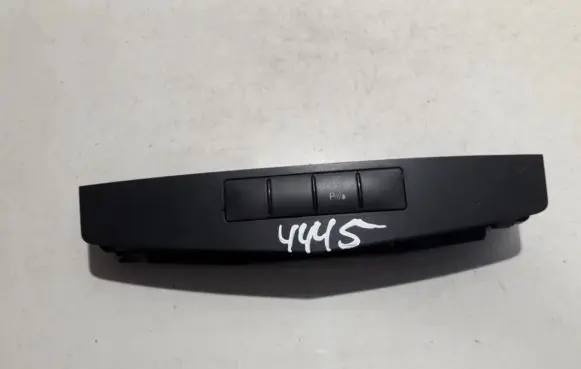 Mercedes-Benz C AMG W204 Parking (PDC) sensor switch a2048209610 33700801