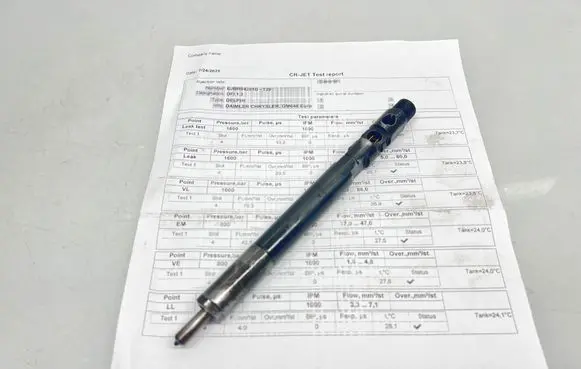Mercedes-Benz C W204 Fuel injector A6460700987 EJBR04201D