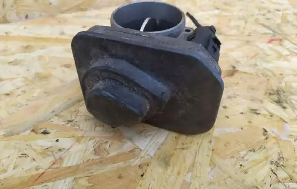 Skoda Fabia Mk1 (6Y) Engine shut-off valve 