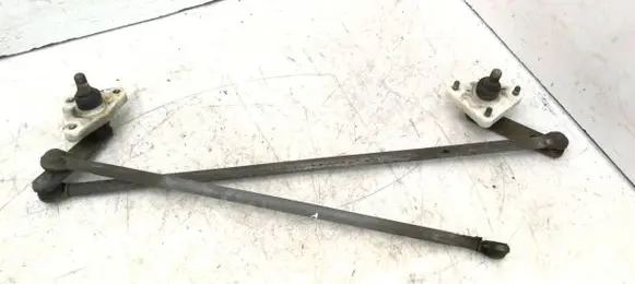 Nissan Micra Front wiper linkage 