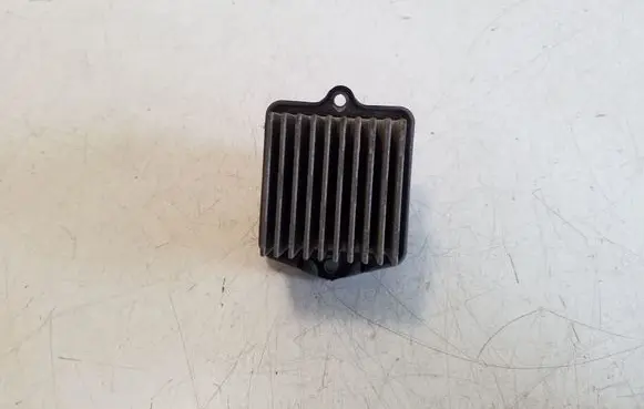 Suzuki Grand Vitara II Heater blower motor/fan resistor 022A9K