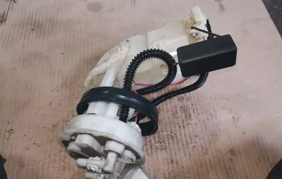Fuel level sensor