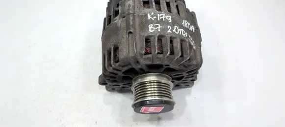 Volkswagen PASSAT B7 Generator/alternator 03L903023B