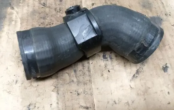 Ford Fiesta Engine coolant pipe/hose