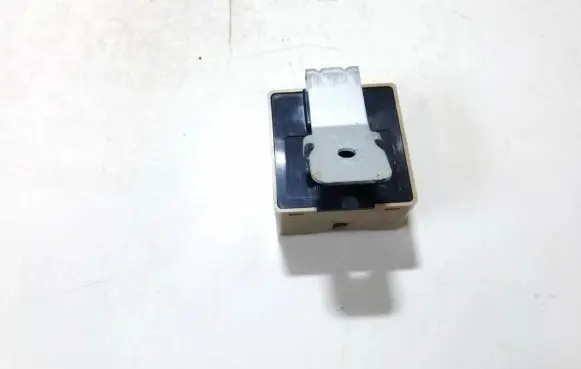 Mitsubishi Galant Other relay 0680005250 068000-5250
