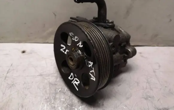 Hyundai Sonata Power steering pump 571003K200