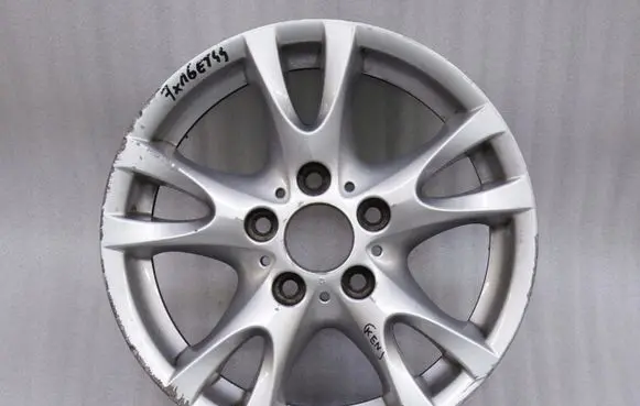 BMW 1 E81 E87 R16 alloy rim 