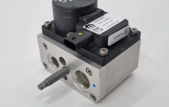 Dodge Charger Air conditioning (A/C) expansion valve 68603788AC