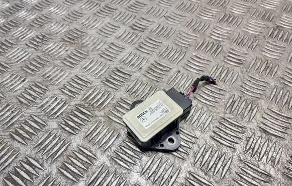 Mercedes-Benz E C207 W207 ESP acceleration yaw rate sensor A0055422618 0265005735