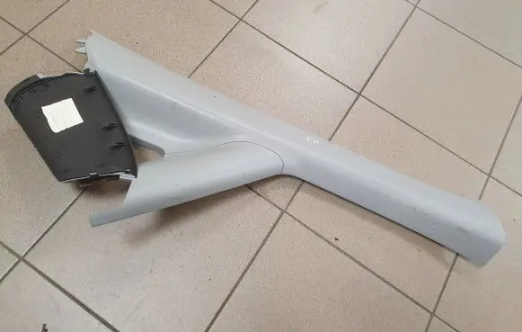 Mercedes-Benz Vito Viano W639 (A) pillar trim A6396904053