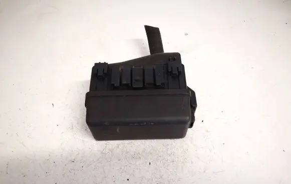 Lexus GS 300 350 430 450H Fuse box set 7154ya1