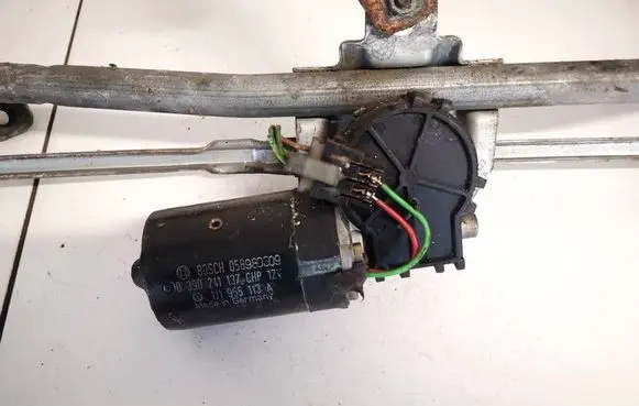 Audi A3 S3 8L Wiper motor 1j1955113a 0390241137
