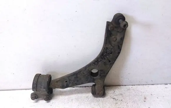 Ford Focus C-MAX Front lower control arm/wishbone 