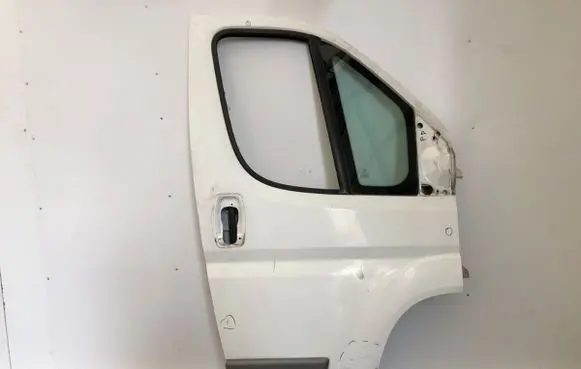 Peugeot Boxer Front door