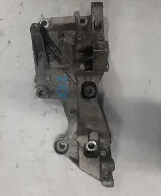 Volkswagen Golf IV Generator/alternator bracket 045903143E