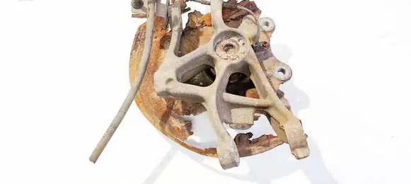 Rear wheel hub