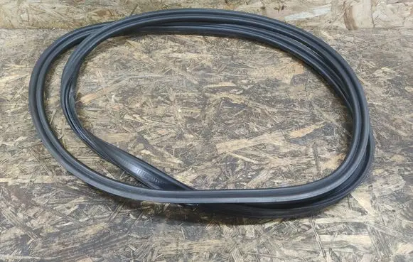 Mercedes-Benz B W246 W242 Trunk rubber seal (body) 