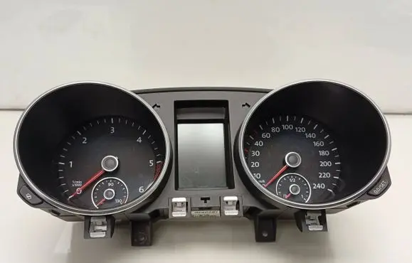 Volkswagen Golf VI Speedometer (instrument cluster) 5k0920870c