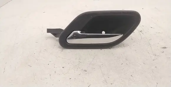 BMW 7 E38 Front door interior handle 8125513
