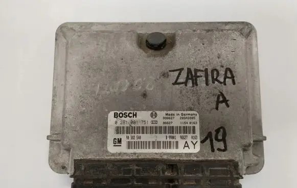 Opel Zafira A Engine control unit/module 90582540