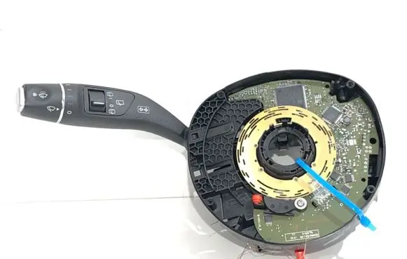 Wiper turn signal indicator stalk/switch