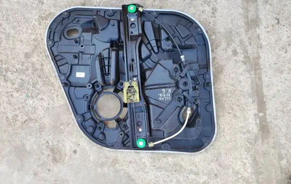 Volvo XC90 Rear window lifting mechanism without motor 31349765