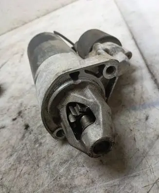 Mercedes-Benz S W126 Starter motor 1005821904