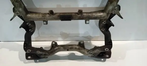 Mercedes-Benz E W212 Front axle beam 