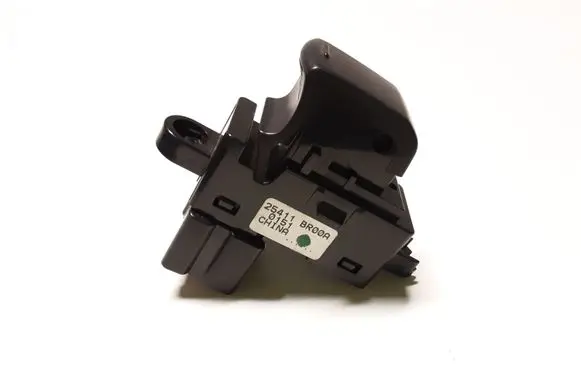Nissan Qashqai Electric window control switch 25411BR00A