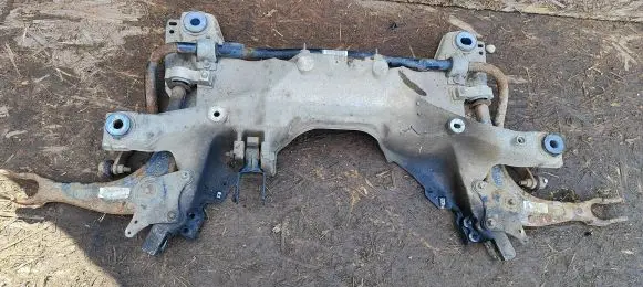 Peugeot 407 Front subframe 9683554810