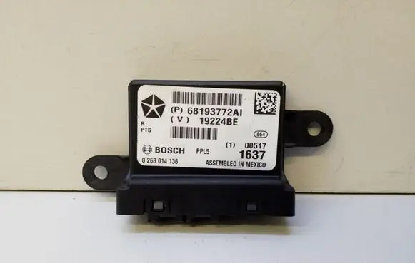 Chrysler Pacifica Parking PDC control unit/module 68193772AI 19224BE