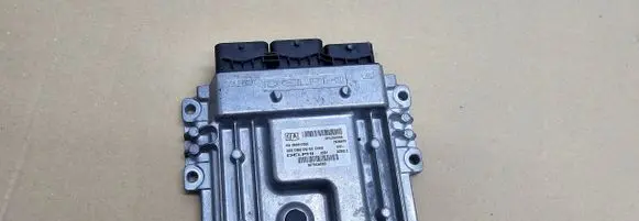 Citroen C3 Engine control unit/module 967543458028286676