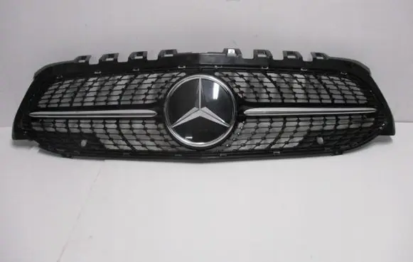 BMW 2 Active Tourer U06 Front bumper upper radiator grill A1778880200