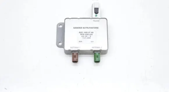 Mercedes-Benz S W221 Aerial antenna amplifier A2218203789 15525406