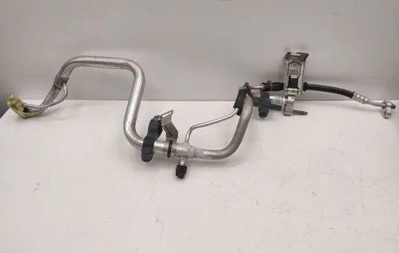 Chevrolet Camaro Air conditioning (A/C) pipe/hose