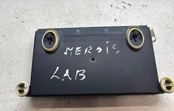 Mercedes-Benz A W169 Door control unit/module 2118200426 8402734
