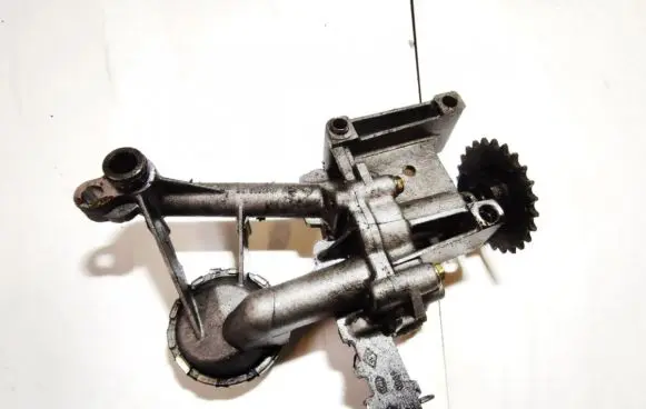 Renault Laguna I Oil pump 0070905004