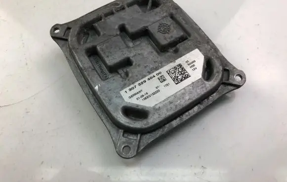 Peugeot 308 Light module LCM 130732940400