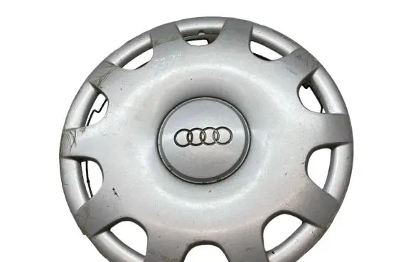 Audi A6 S6 C5 4B R15 wheel hub/cap/trim 4A0601147A