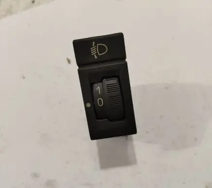 Peugeot 406 Headlight level height control switch