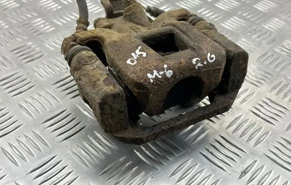 Rear brake caliper