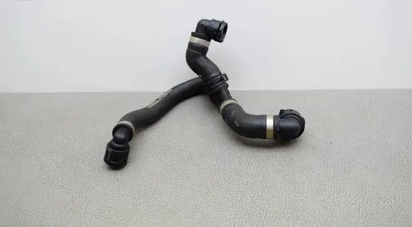 Mercedes-Benz GLC X253 C253 Engine coolant pipe/hose A2535018382