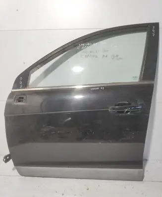 Chevrolet Captiva Front door