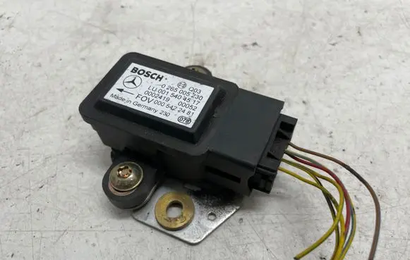 Mercedes-Benz E W211 ESP (stability system) control unit 0265005230 0015404517