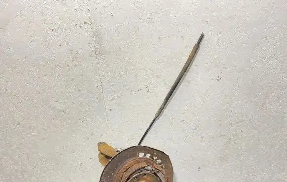 Rear wheel hub