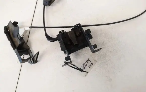 Volvo S80 Seat back rest lock catch 